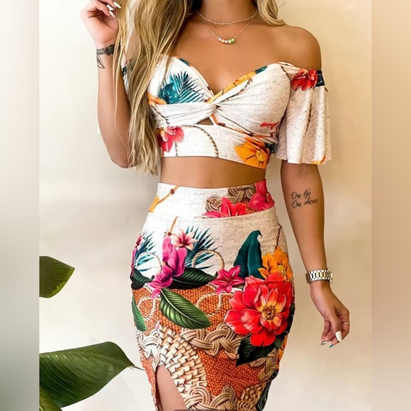 Dresses & Skirts - NEW 2pc Boho Tropical Off Shoulder Crop Top & High Waist Skirt Set Sz L Large